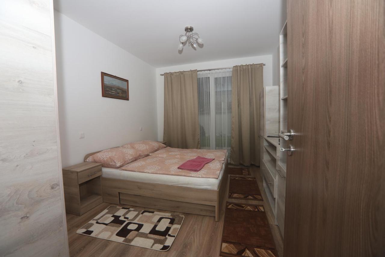 Adam Guesthouse I. Kecskemét Exterior foto