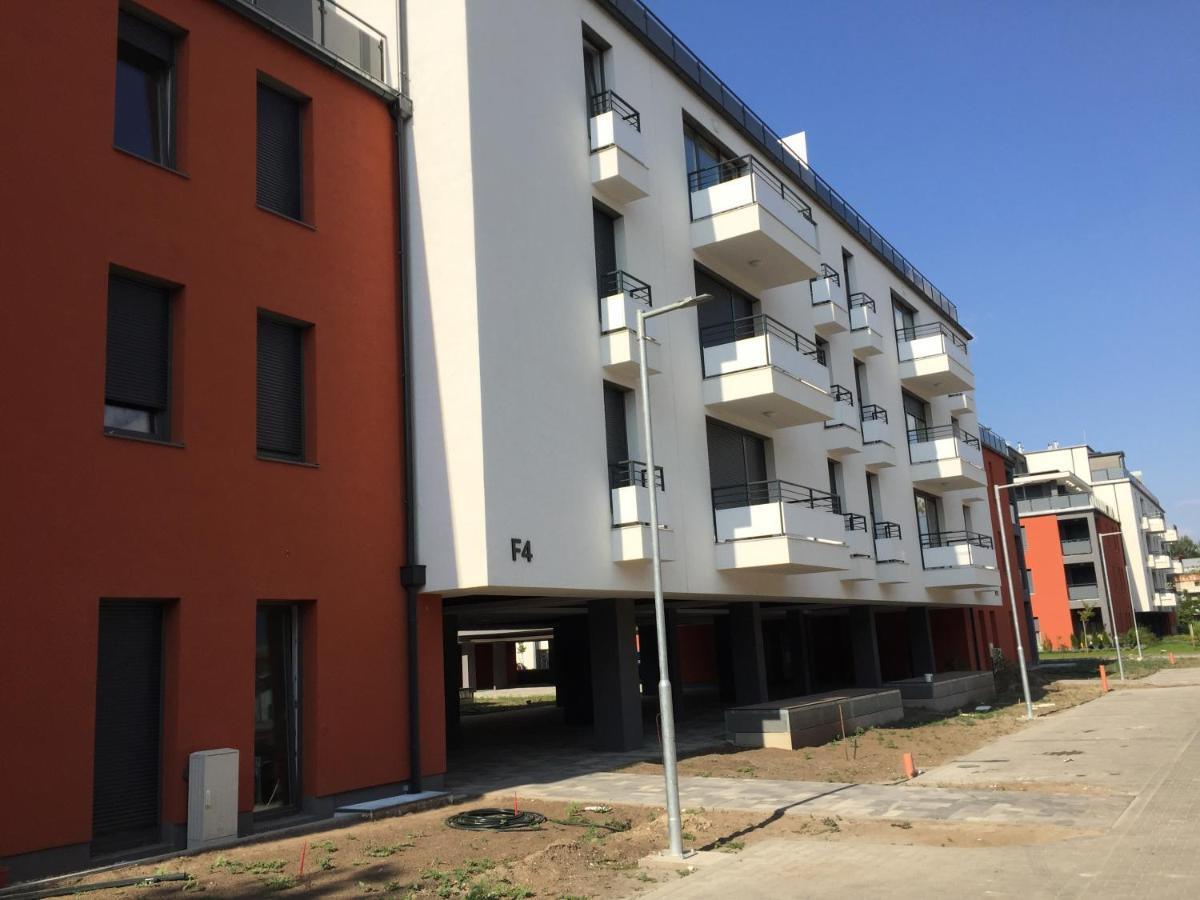 Adam Guesthouse I. Kecskemét Exterior foto